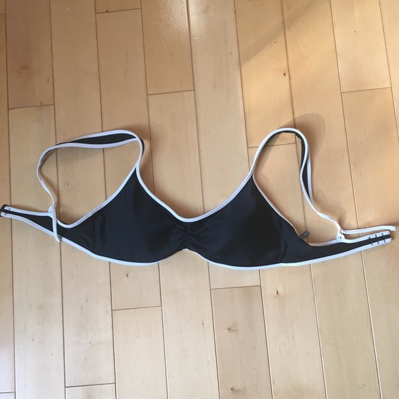 Aerie scoop bathing suit top - Picture 2 of 3